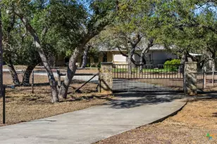 675 San Marcos Trail, New Braunfels, TX 78132 - Photo 42