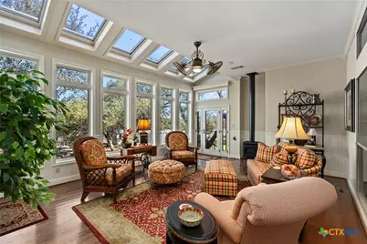 675 San Marcos Trail, New Braunfels, TX 78132 - Photo 6