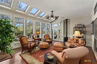 675 San Marcos Trail, New Braunfels, TX 78132 - Photo 6