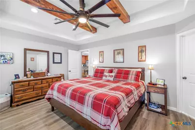 103 Gabbiano Court, Victoria, TX 77904 - Photo 12