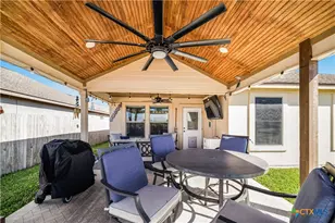 103 Gabbiano Ct, Victoria, TX 77904 - Photo 24