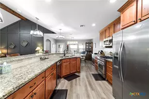 103 Gabbiano Ct, Victoria, TX 77904 - Photo 6