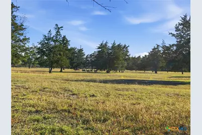 1123 Dunn Street, Yoakum, TX 77995 - Photo 34