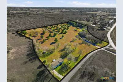 1123 Dunn Street, Yoakum, TX 77995 - Photo 6