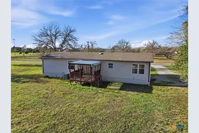 1123 Dunn Street, Yoakum, TX 77995 - Photo 24