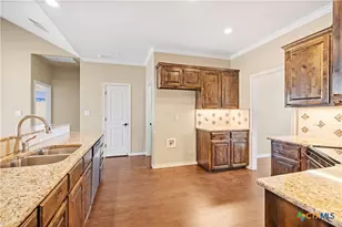 304 Jake Dr, Jarrell, TX 76537 - Photo 10