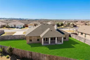 304 Jake Dr, Jarrell, TX 76537 - Photo 30