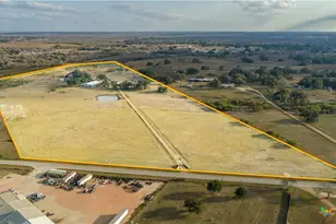 1019 Tulley Rd, Cuero, TX 77954 - Photo 2