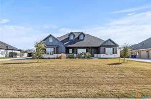 242 Sand Flat Ln, Temple, TX 76502 - Photo 2