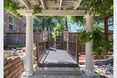 1905 Canyon Springs Drive, Belton, TX 76513 - Photo 4