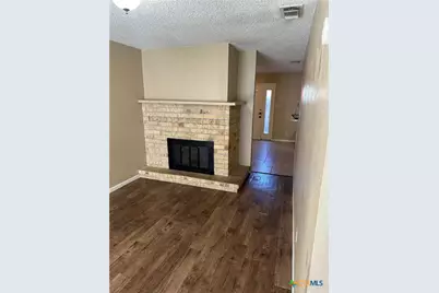 207 Palmwood Drive #2, Victoria, TX 77901 - Photo 2