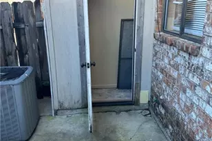 207 Palmwood Dr, Victoria, TX 77901 - Photo 14