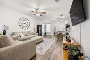 709 Nancy Olivia Cir, Killeen, TX 76542 - Photo 6