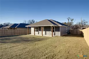 1208 Mills St, Gatesville, TX 76528 - Photo 28