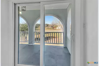 445 Lakeshore Drive, Victoria, TX 77905 - Photo 24