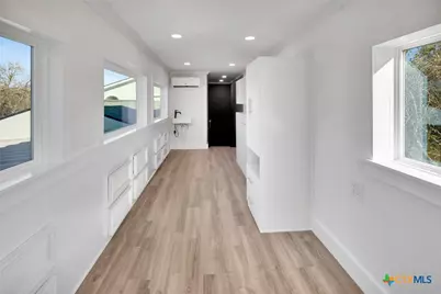 445 Lakeshore Drive, Victoria, TX 77905 - Photo 22