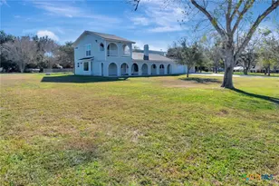 445 Lakeshore Dr, Victoria, TX 77905 - Photo 38