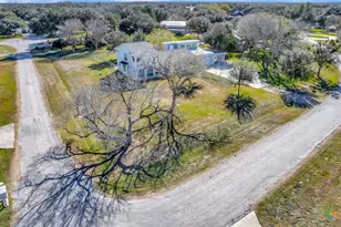 445 Lakeshore Dr, Victoria, TX 77905 - Photo 42