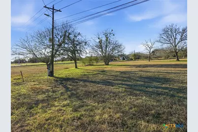 Tbd Dunn St, Yoakum, TX 77995 - Photo 8
