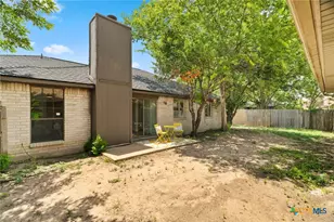 800 Saunders Dr, Round Rock, TX 78664 - Photo 22