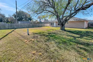 309 Williamsburg Ave, Victoria, TX 77904 - Photo 20