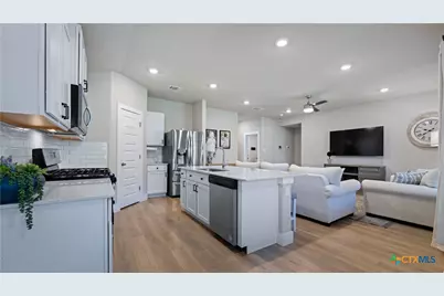 5627 Jewel Curve, San Antonio, TX 78266 - Photo 12