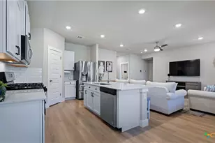 5627 Jewel Curv, San Antonio, TX 78266 - Photo 12