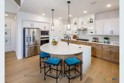 1715 Seekat Drive, New Braunfels, TX 78132 - Photo 4