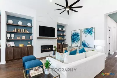 1921 Pining Street, New Braunfels, TX 78132 - Photo 10