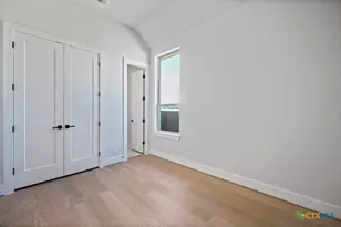 1921 Pining St, New Braunfels, TX 78132 - Photo 18