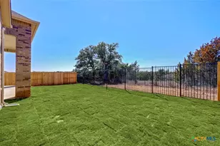 1921 Pining St, New Braunfels, TX 78132 - Photo 22