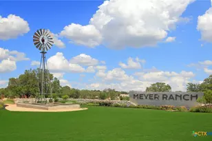 1921 Pining St, New Braunfels, TX 78132 - Photo 34