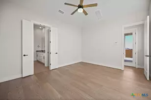 1921 Pining St, New Braunfels, TX 78132 - Photo 12