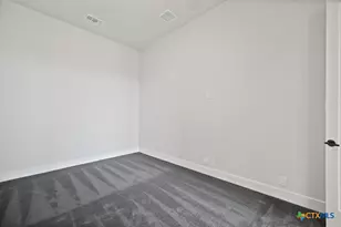 1921 Pining St, New Braunfels, TX 78132 - Photo 18