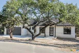 1229 Stallion Springs Dr, Fischer, TX 78623 - Photo 2