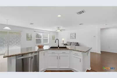 1460 Astor Creek, New Braunfels, TX 78130 - Photo 24