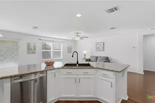 1460 Astor Creek, New Braunfels, TX 78130 - Photo 24