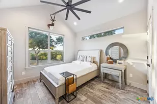 134 Flanders, Fischer, TX 78623 - Photo 28