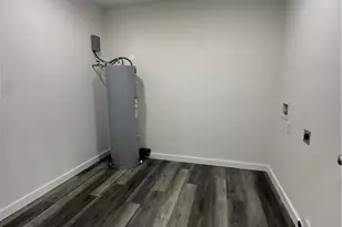 1008 Gonzales St, Cuero, TX 77954 - Photo 10