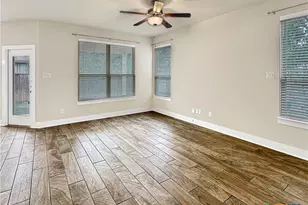 712 Gristmill Dr, New Braunfels, TX 78130 - Photo 6