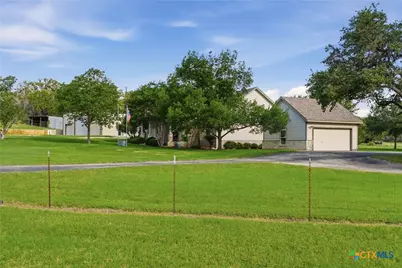 1121 Cypress Cove Road, Spring Branch, TX 78070 - Photo 4