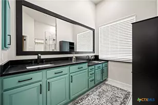 1121 Cypress Cove Rd, Spring Branch, TX 78070 - Photo 10