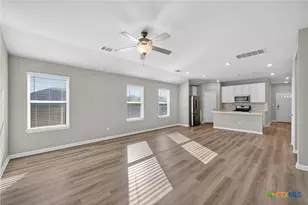 900 Main St, Hutto, TX 78634 - Photo 6