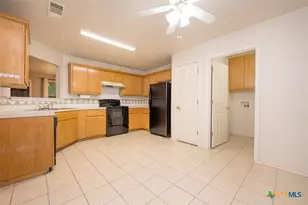1320 Katelyn Cir, Copperas Cove, TX 76522 - Photo 6