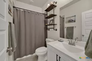 1940 Colonial Ave, New Braunfels, TX 78130 - Photo 36