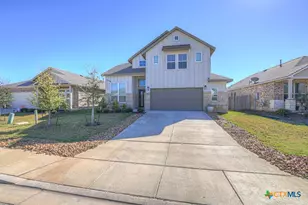 1940 Colonial Ave, New Braunfels, TX 78130 - Photo 4