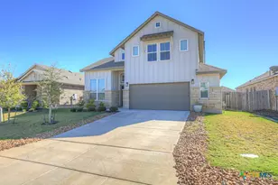 1940 Colonial Ave, New Braunfels, TX 78130 - Photo 6