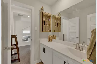 1940 Colonial Avenue, New Braunfels, TX 78130 - Photo 34