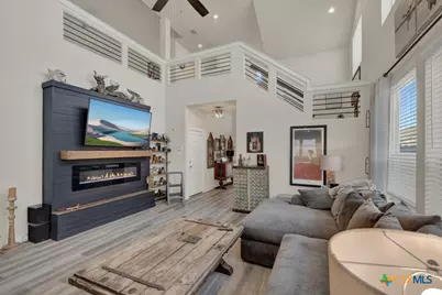 1940 Colonial Avenue, New Braunfels, TX 78130 - Photo 10