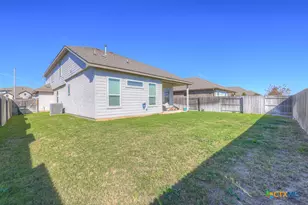 1940 Colonial Ave, New Braunfels, TX 78130 - Photo 40